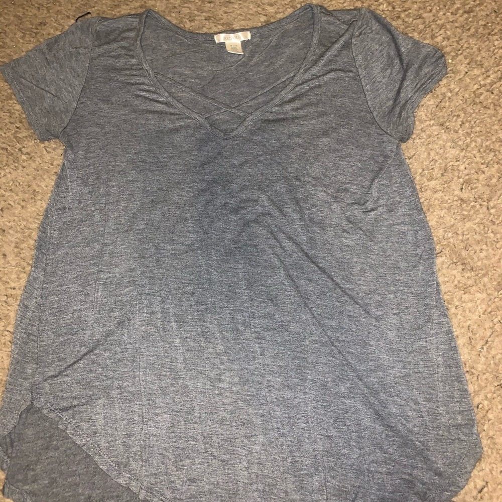 Women’s crisscross top